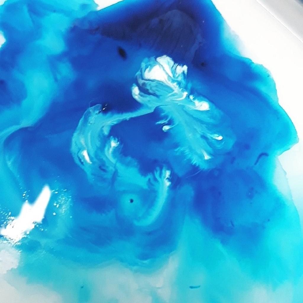 ICY WAVE  