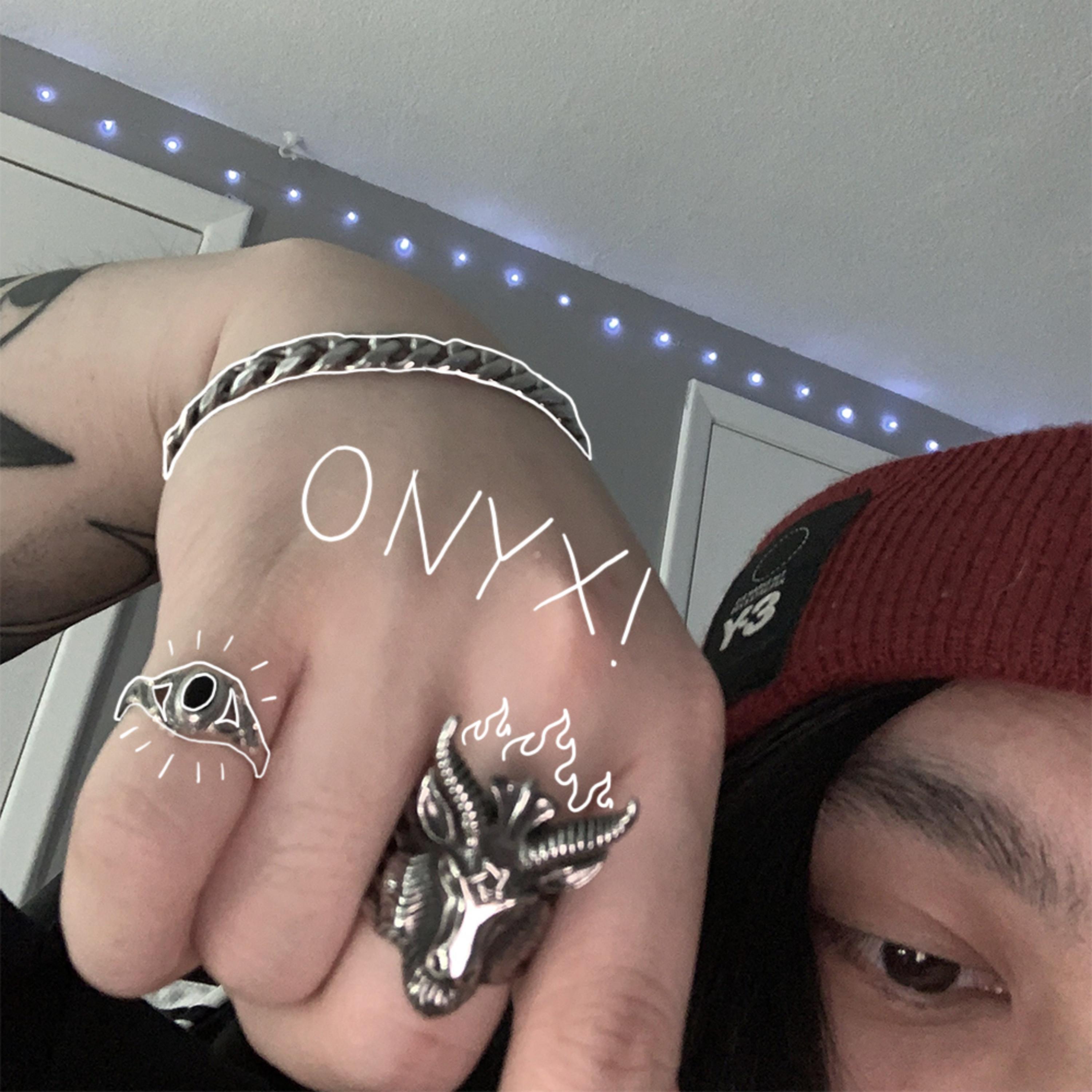 Onyx!