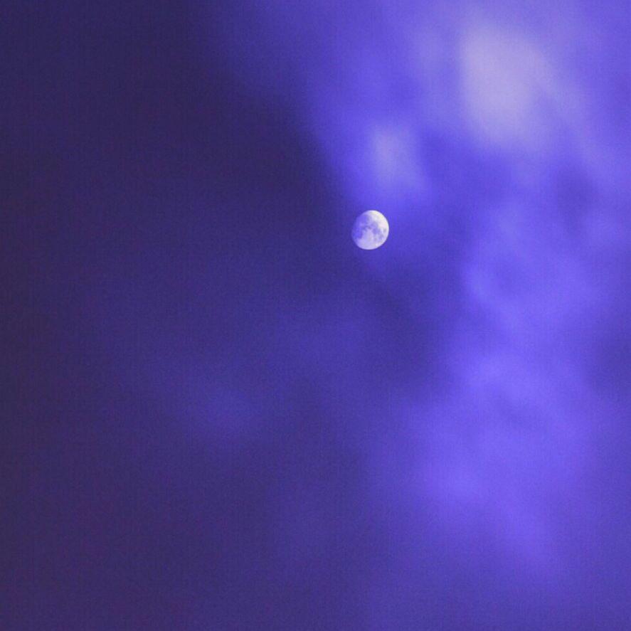 天已经阴了