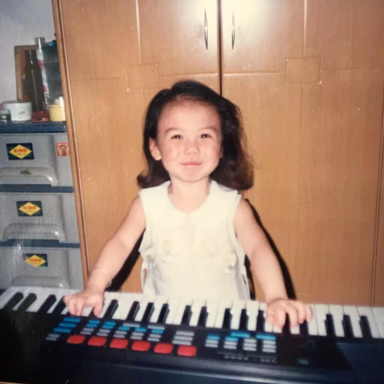 Somebody that I used to know